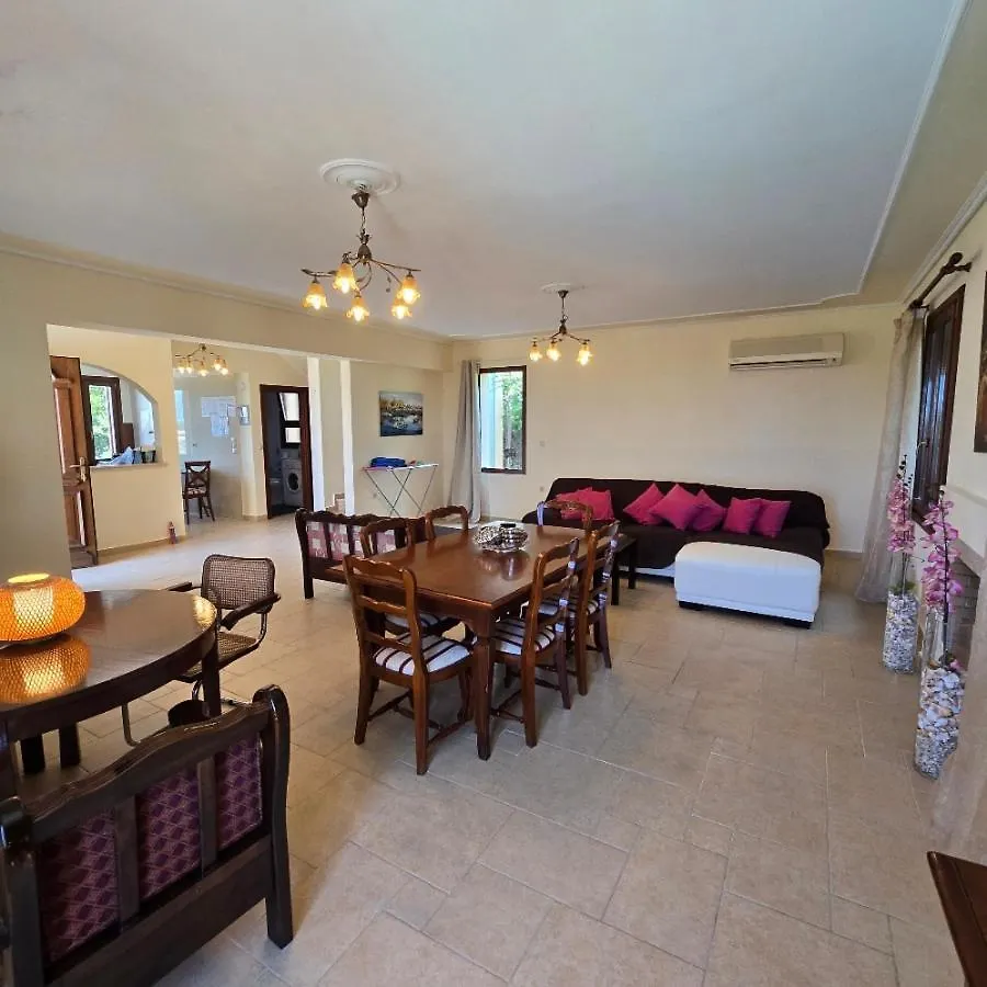 Villa Asteri Κατσαράτα